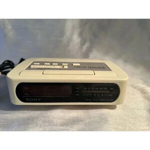 Vintage Sony Dream Machine FM/AM Digital Alarm Clock Radio ICF-C240 Working